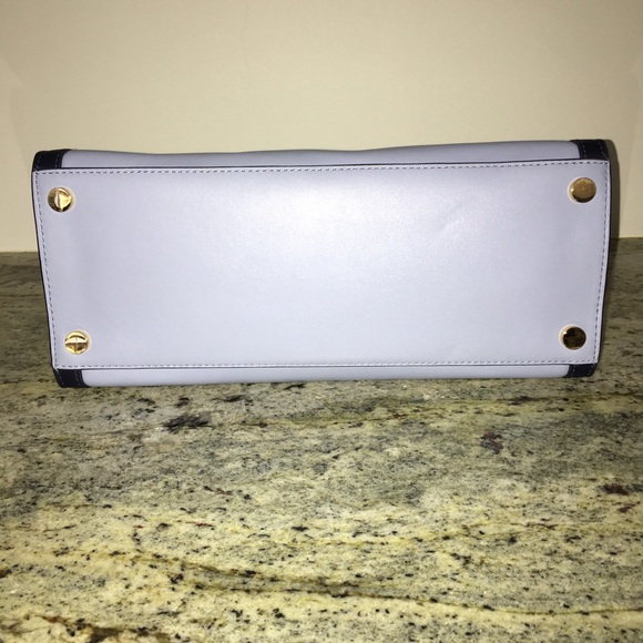 ⭐️⭐️2X HOST PICK⭐️⭐️  NWT 💯% Authentic Michael Kors Whitney Satchel - Picture 3 of 12